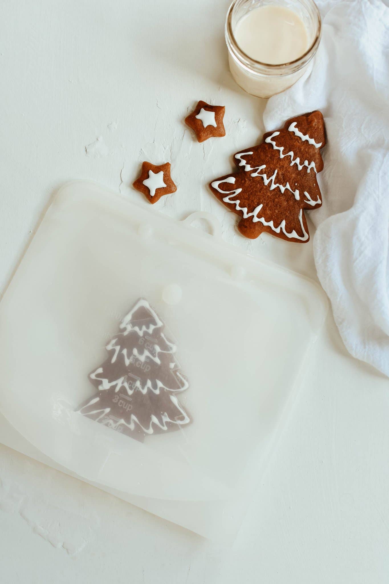 Zefiro - Wholesale Food storage wrap/bag - Turquoise Silicone Snap Close Bags - Medium1