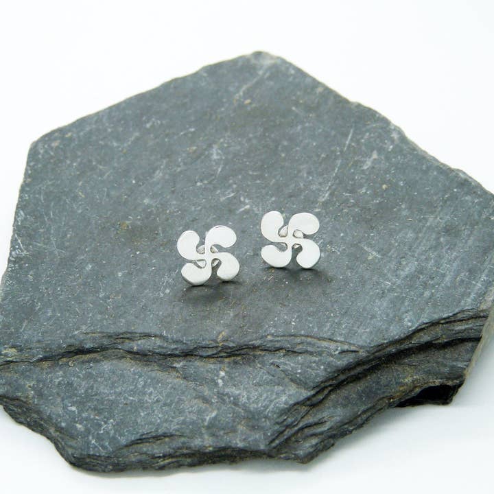 Lauburu øreringe i 925 sølv for engroshandel hos Plataica