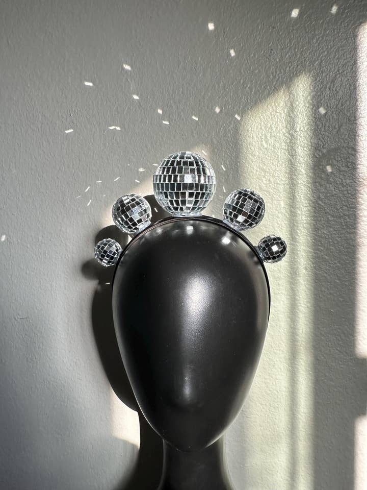 Boule à facettes Reine de la danse Couronne - Couleurs personnalisées pour la vente par Shutterhaus