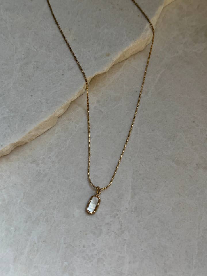 Halsband med hasselberlock för wholesale av Sweet Grove Collective