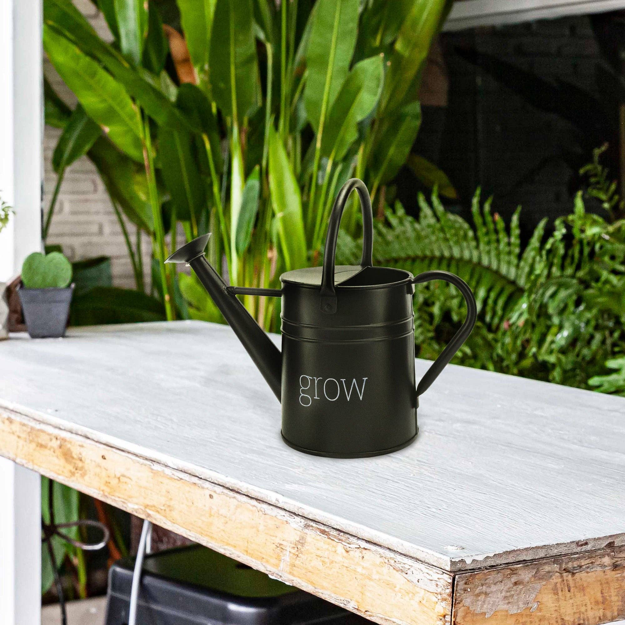 Kurated Korner – wholesale Watering can – AuldHome Design Enamelware Watering Can5