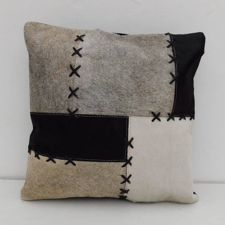 Glamthread - Vendita all'ingrosso Fodera cuscino decorativo - Copricuscino in Pelle Esotica - Federa con Croci Nere0