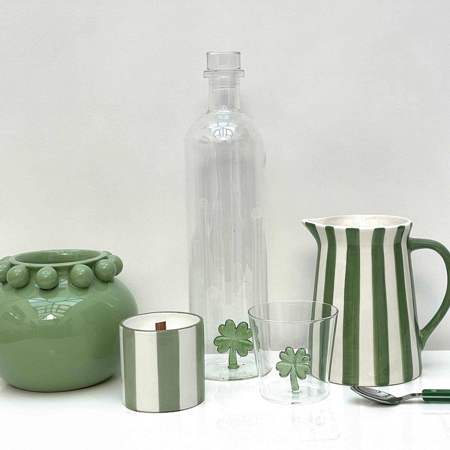 Opjet Paris - Wholesale Decorative tabletop object - 3D green clover bottle D8.5 H32.5cm2