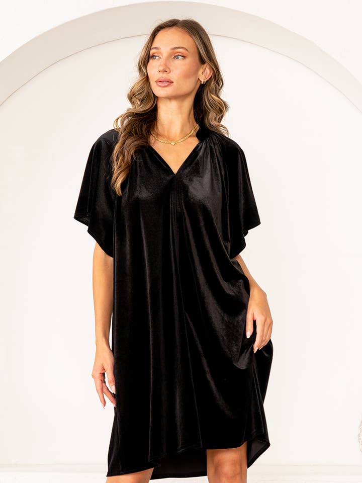 Plus samlet V-udskæring fløjls kjole med brede ærmer for engroshandel hos Sew In Love