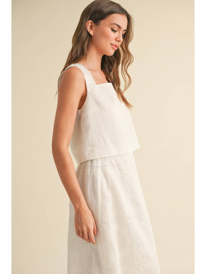 WHITE T4844ST EYELET DETAIL SLEEVELESS TOP for wholesale on Faire