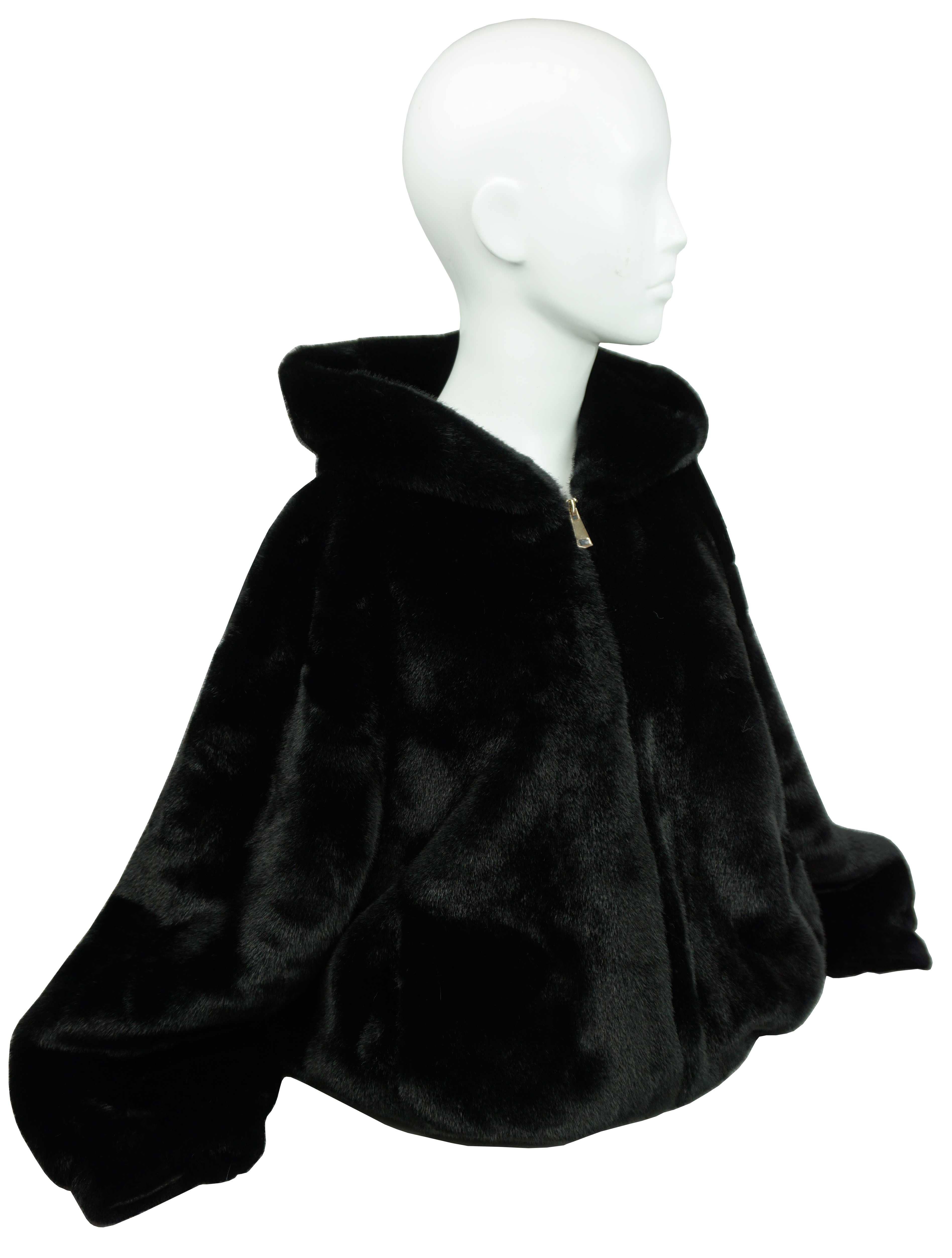 Anais - Wholesale Jacket - Women's - Faux fur hooded jacket MT0900