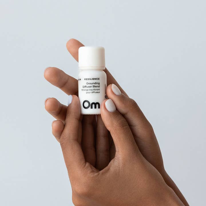Om Organics Skincare - Wholesale Essential Oil - Resilience Grounding Diffuser Blend