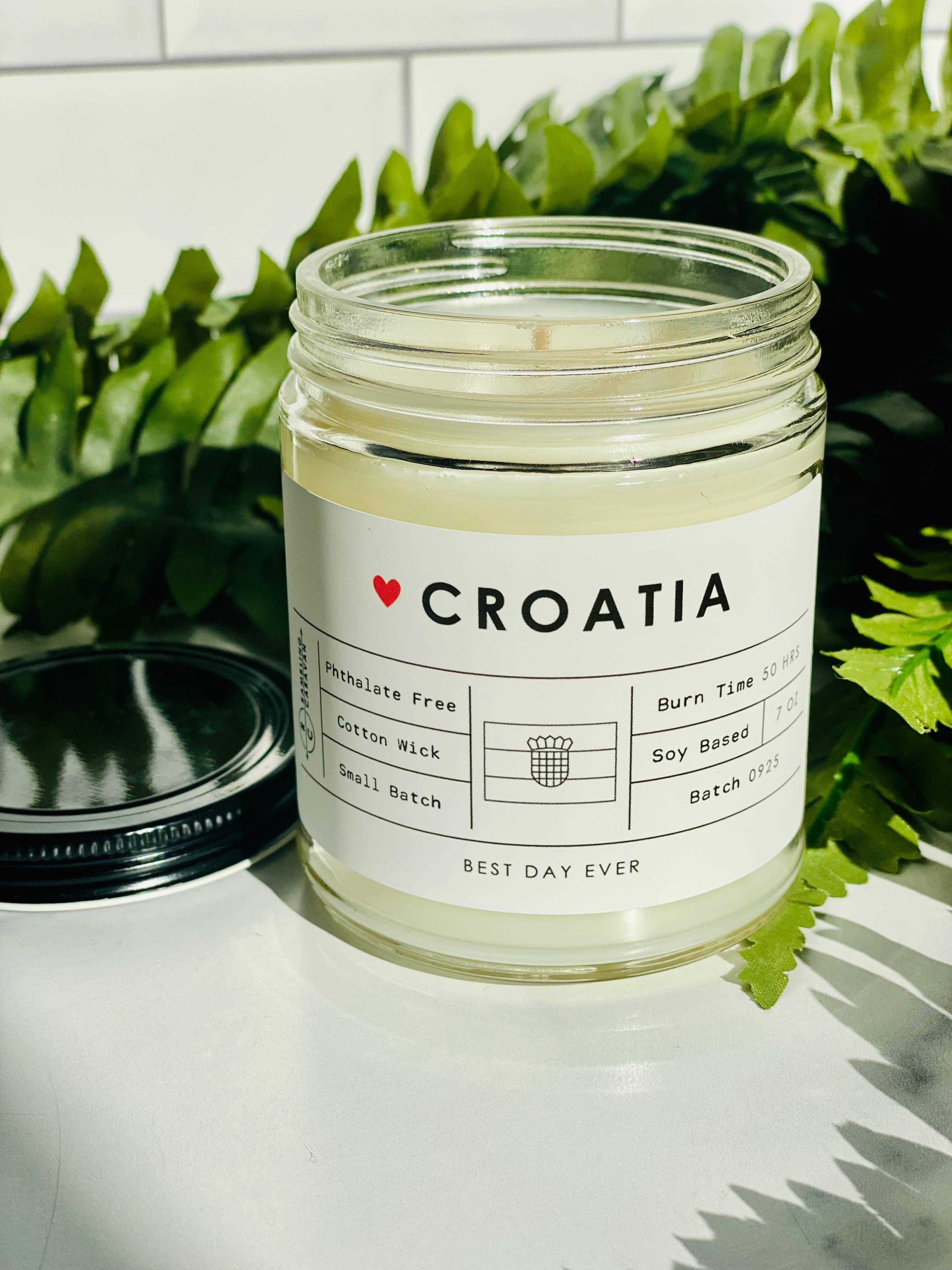 White Croatia Candle for wholesale on Faire1