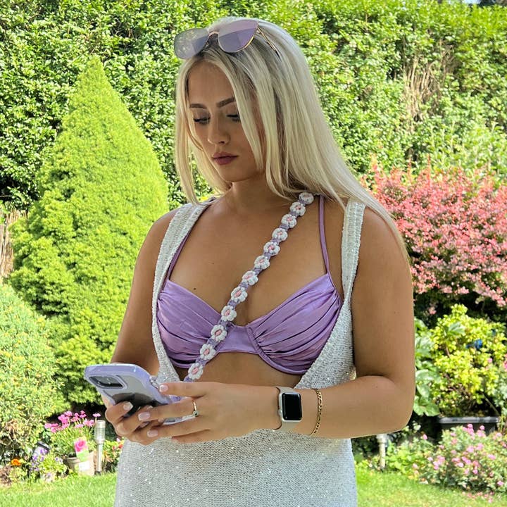 Coconut Lane – wholesale Lanyard – Women’s – Crochet Flower Phone Lanyard Bundle - Lilac4