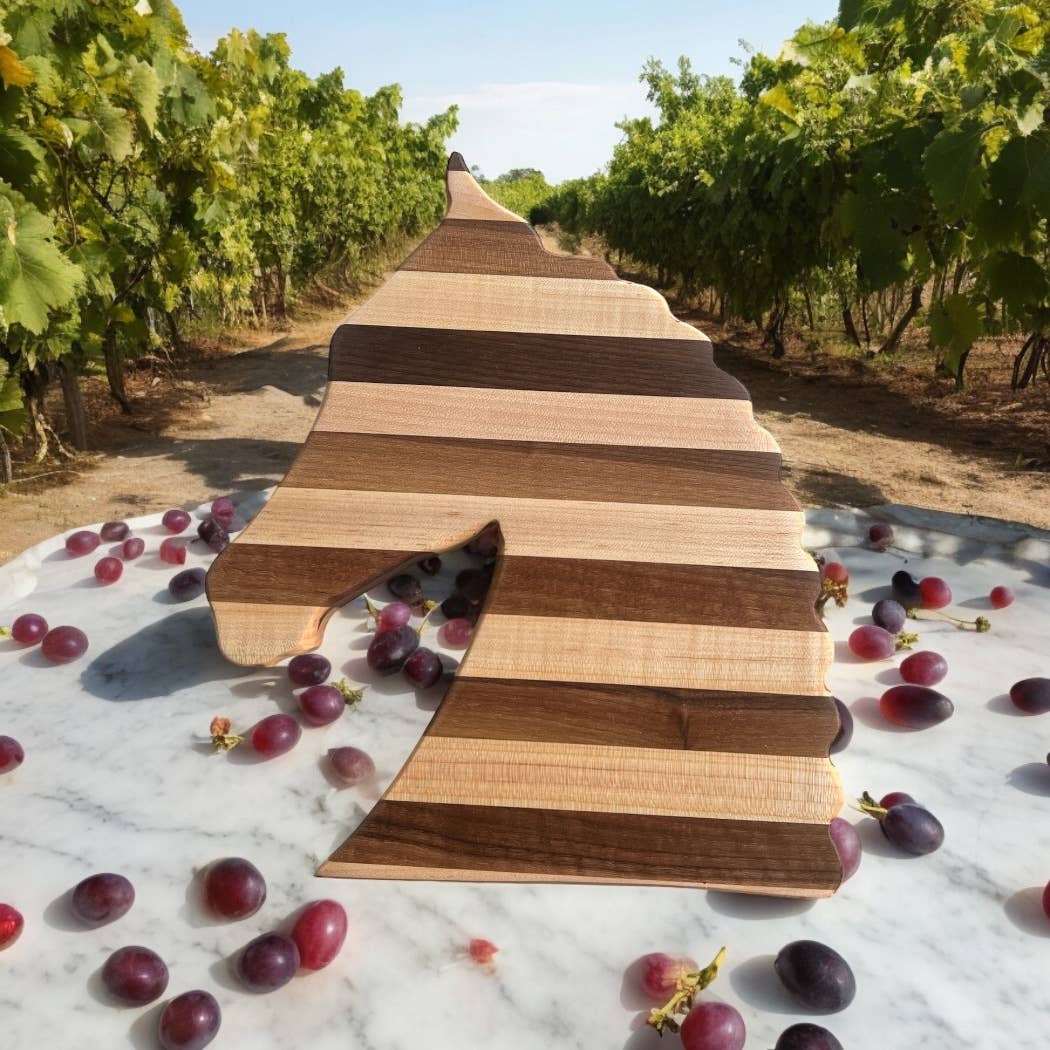 TG Designs - Wholesale Cutting Board - SHOW/FANCY HORSE LARGE9