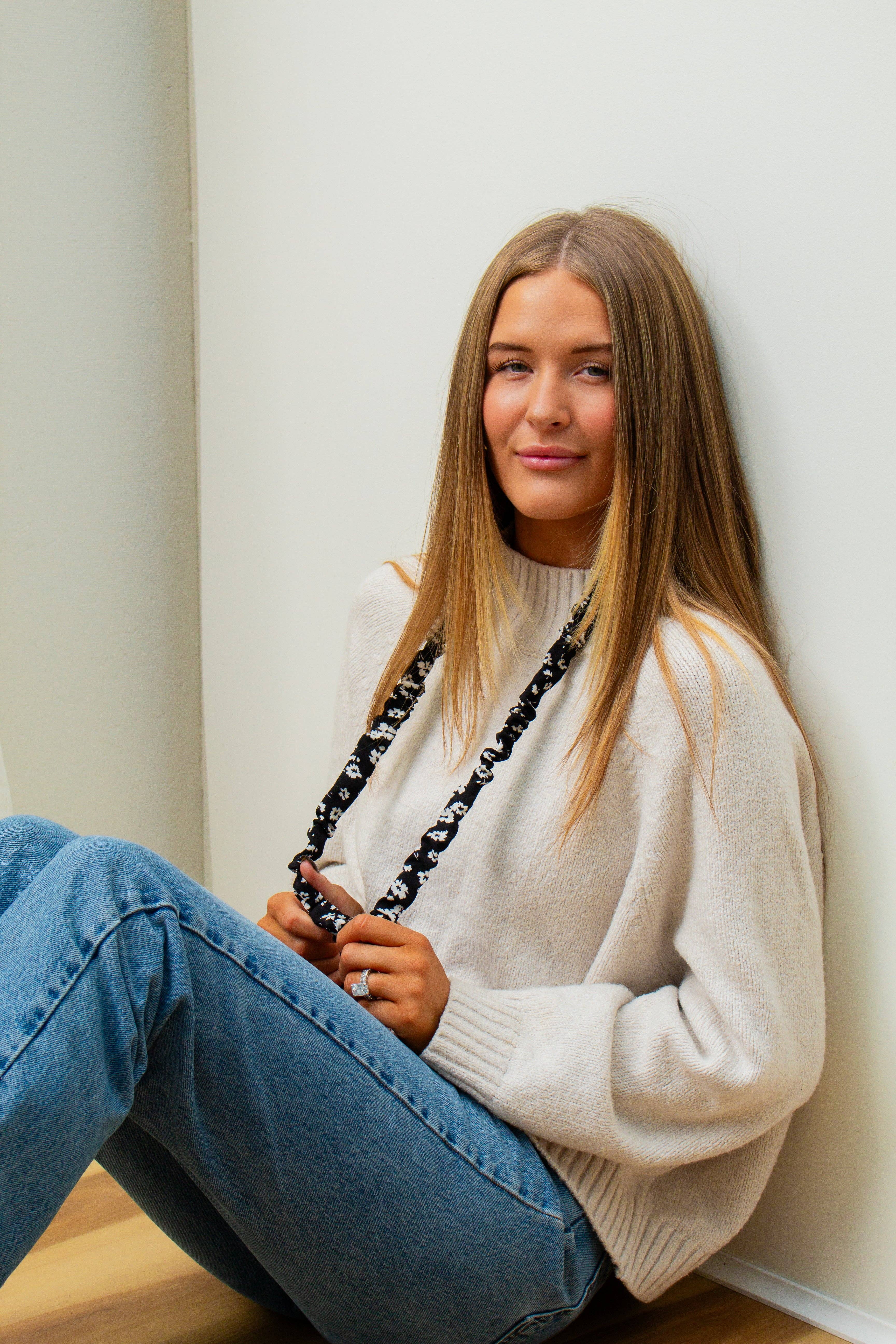 Shop Andi - Wholesale Lanyard - Women's - Breakaway Scrunchie Lanyard3