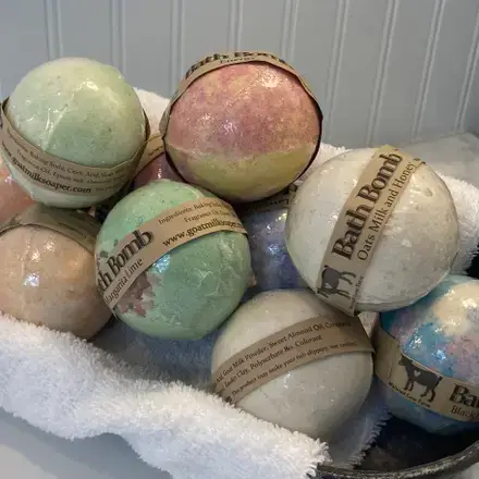 Whitetail Lane Farm Goat Milk Soap - Wholesale Bath Bomb/Fizz - Goat Milk Bath Bomb Starter/refill Package of 450