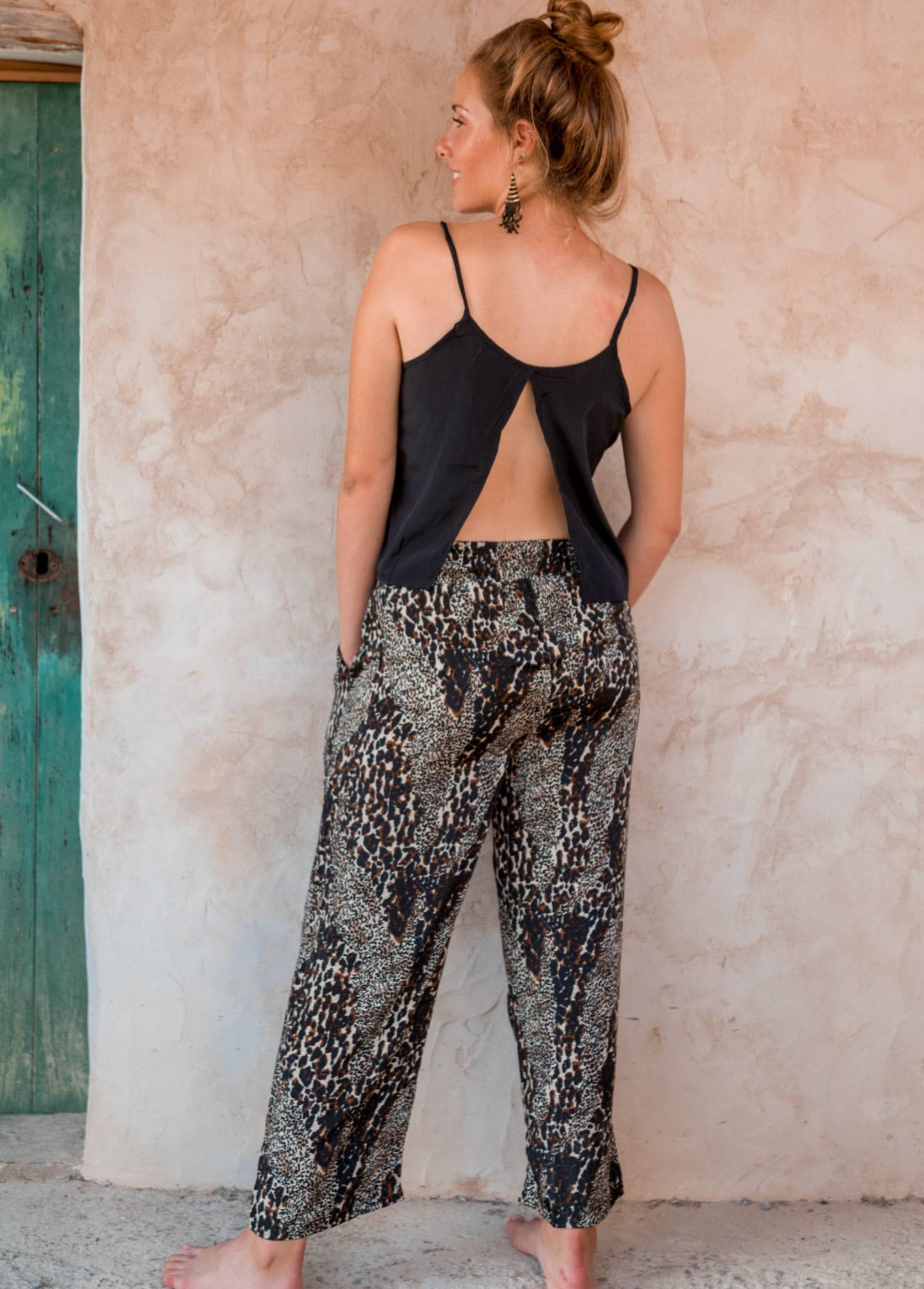 Akiya Ora - Vendita all'ingrosso Pantalone - Donna - Pantaloni in seta1