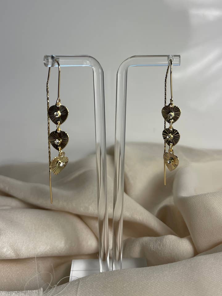 Orecchini Corazoncito de Oro per la vendita all'ingrosso da parte di Bienestar Celestial LLC