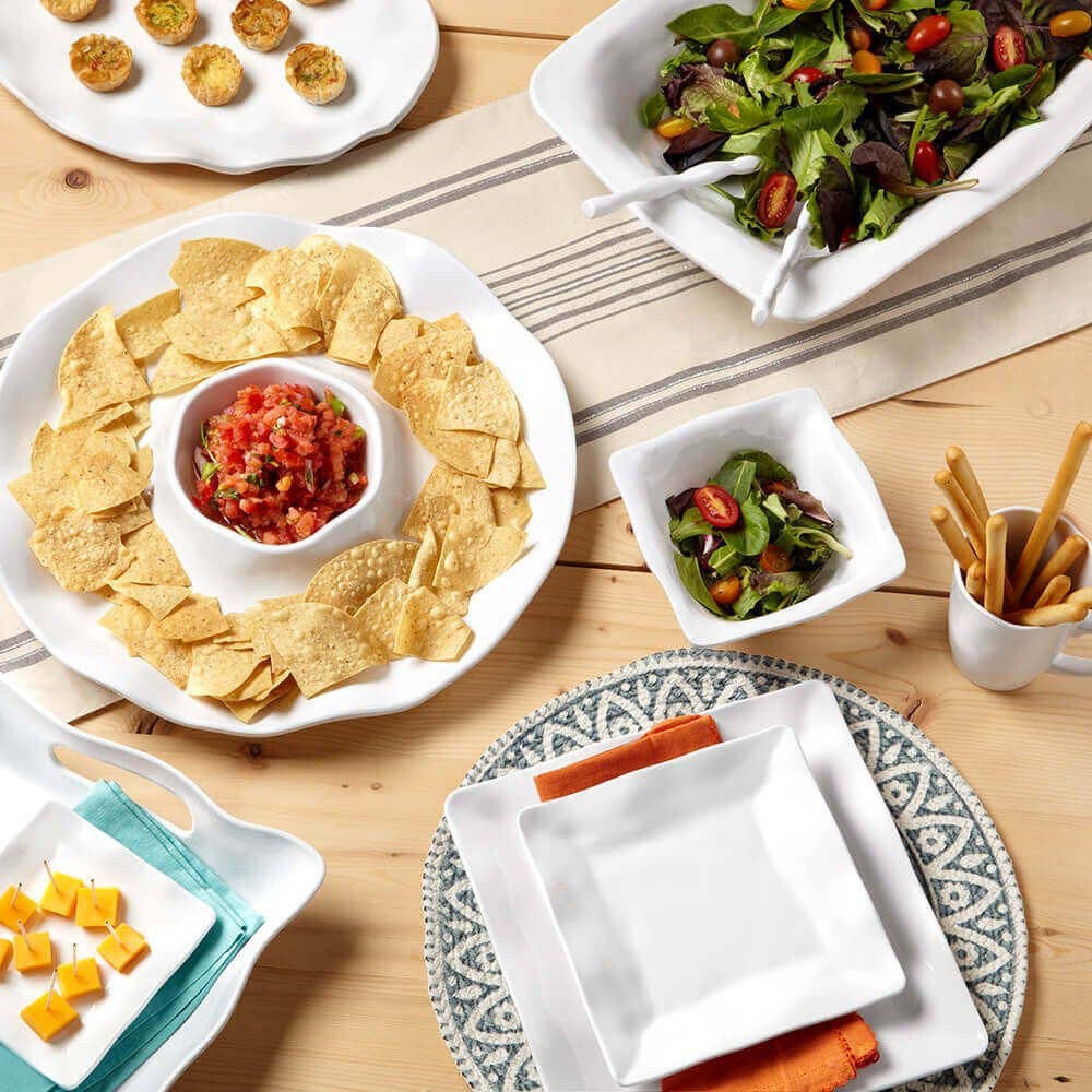 Q Squared - Wholesale Serving Utensil - Ruffle White Melamine Round 2pc Salad Serving Set1