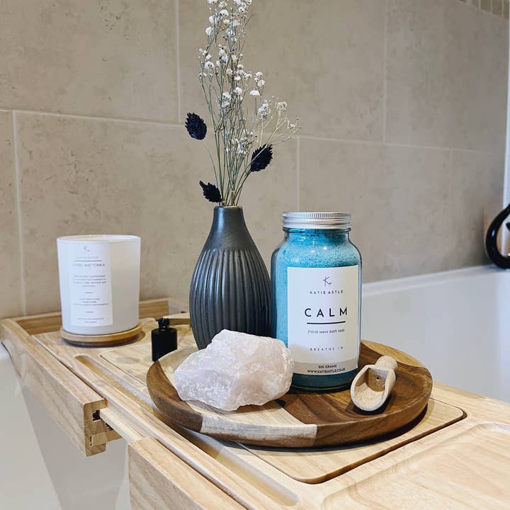 Lugn bad blöt för wholesale av KATIE ASTLE