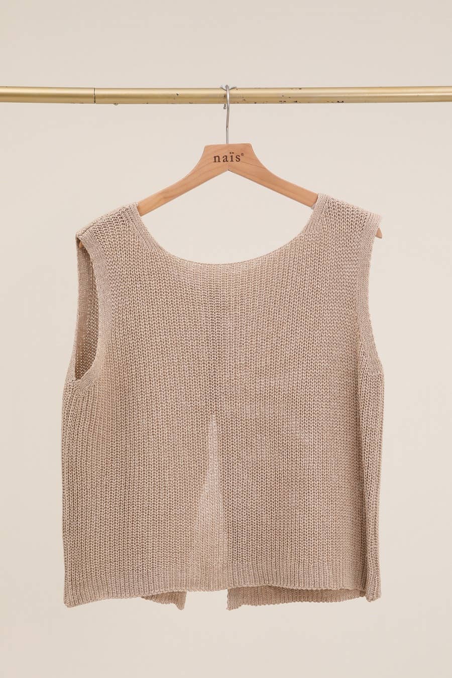 NAÏS PARIS – wholesale Knitted jumper – Women′s – SLEEVELESS ROUND NECK SWEATER, OPEN BUTTONED BACK IN COTTON1