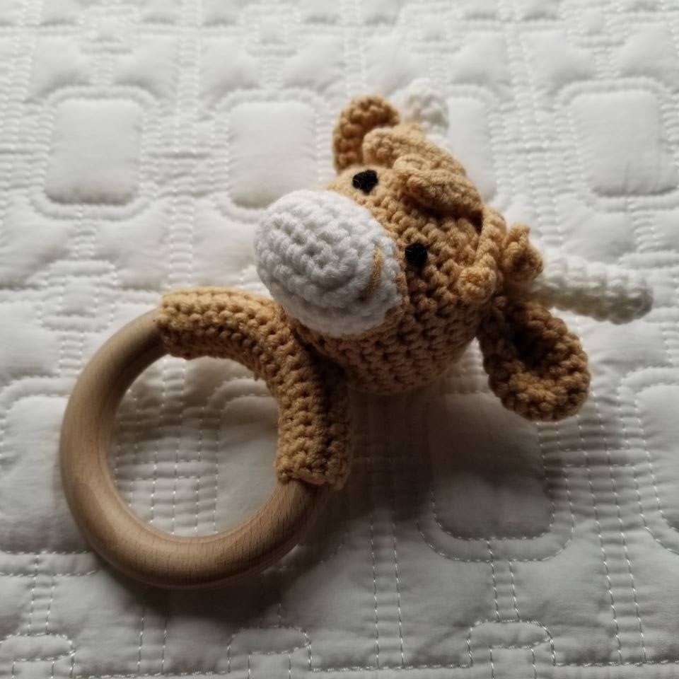 D & C TOYS - Wholesale Handheld Rattle - Baby - Khaki Highland Cow Hand Crochet Rattle1