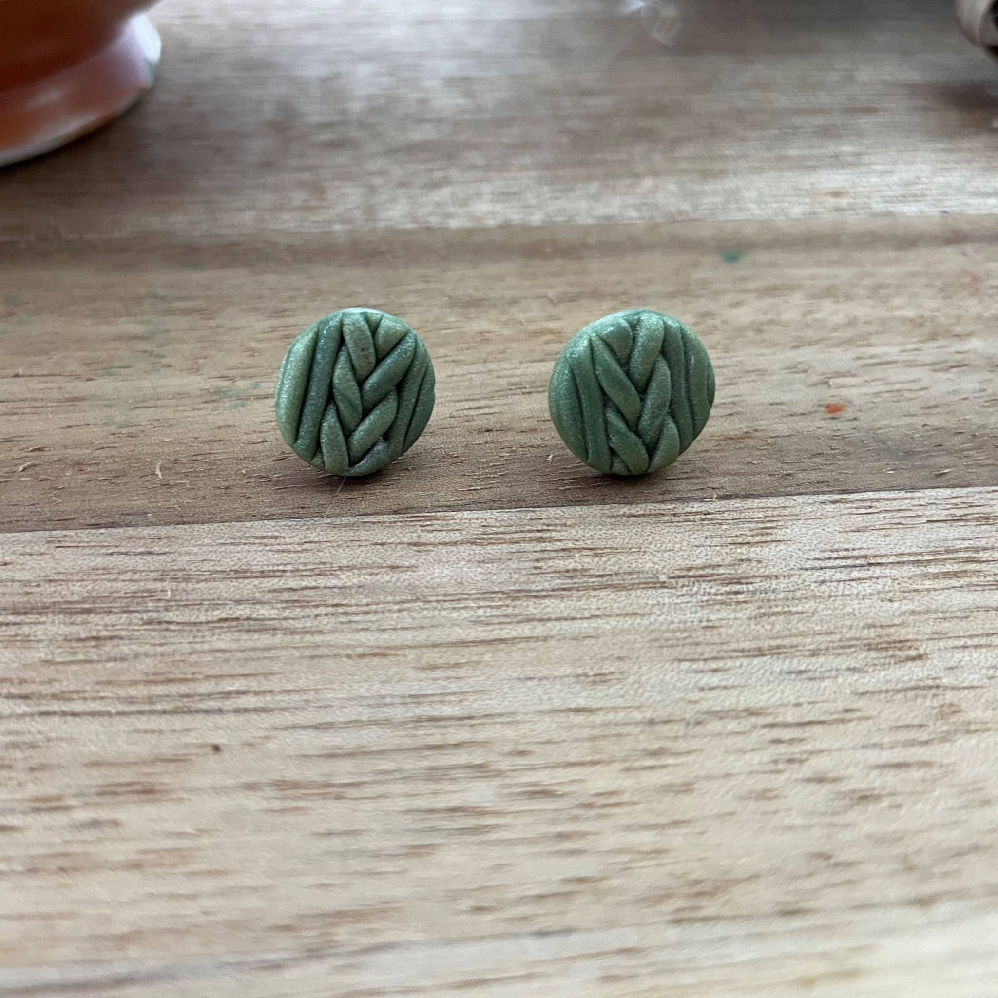 Monty and Mirabelle – wholesale Jewellery set – Dottie / Post Earring Set / Fall Earrings Posts / Knit Pattern / Blue / Green / White / Polymer Clay Jewellry / Sweater Weather7