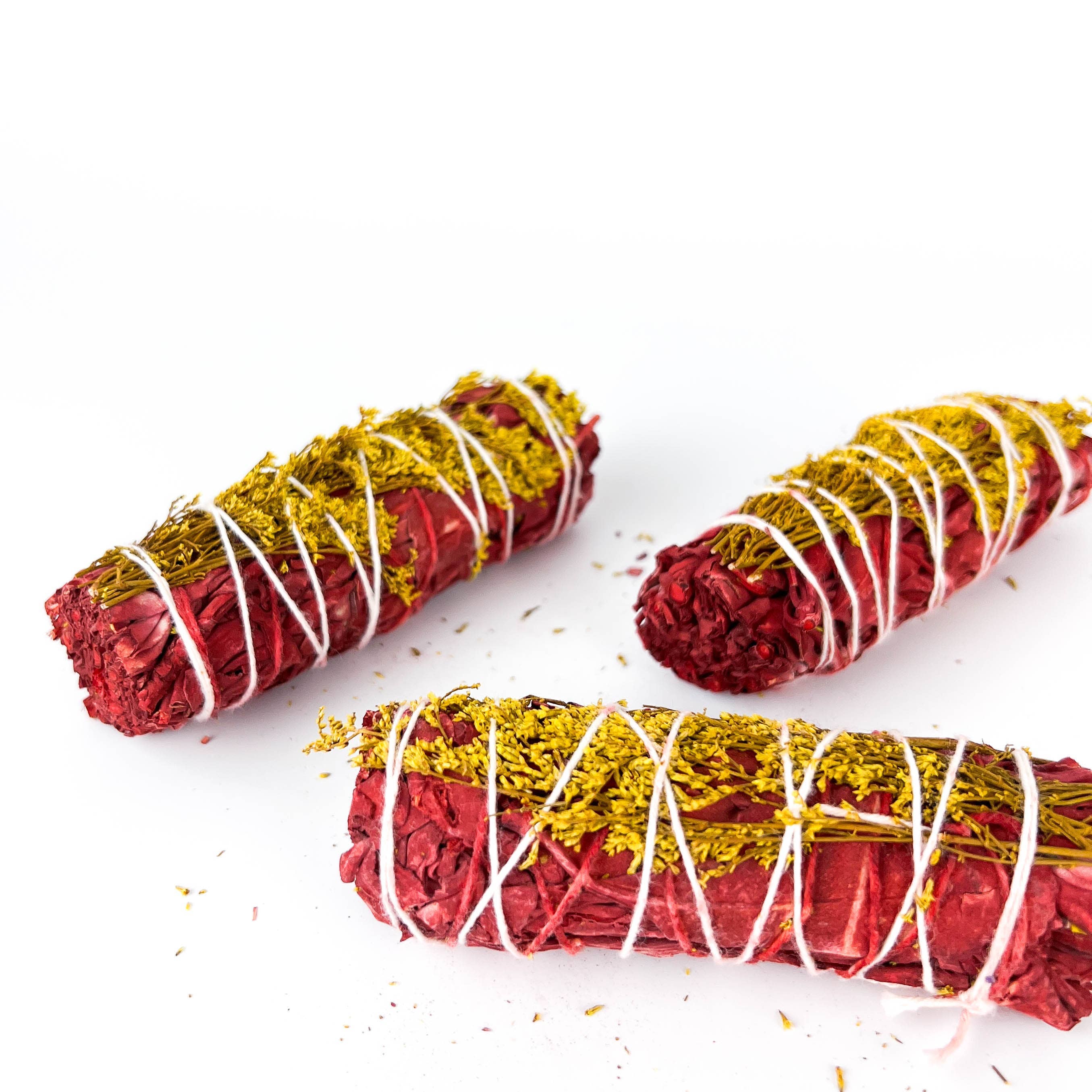 GREENROOTS USA LLC - Wholesale Sage Bundle - Dragon's Blood Sage W/ Wild Flower 4"5