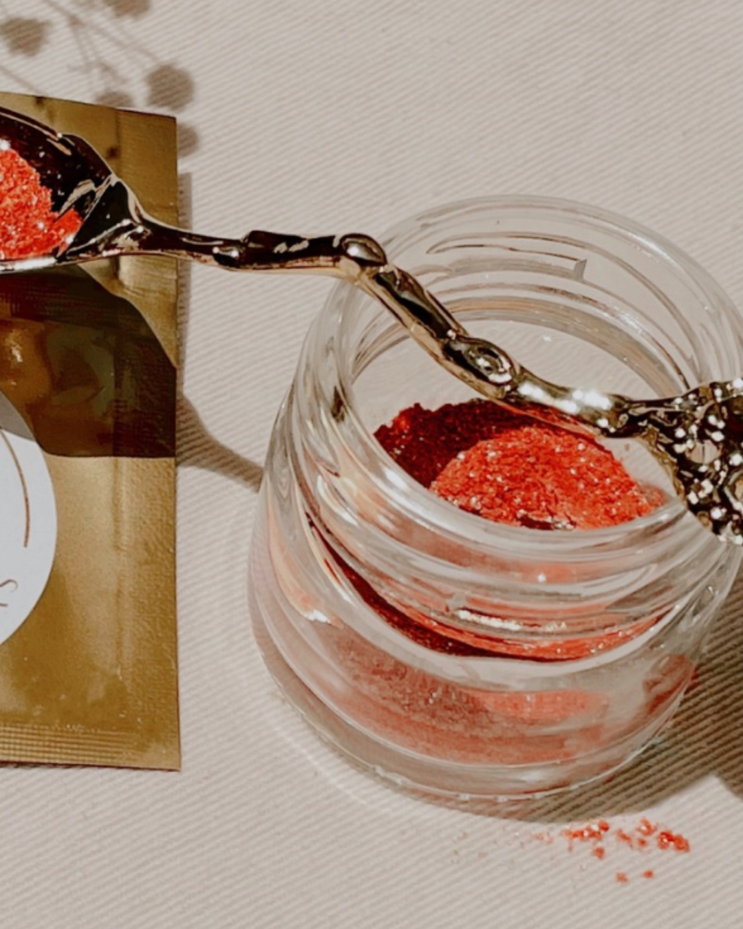 Gilded Coach Teas - Wholesale Drink Topper - Ruby Pixie Dust1