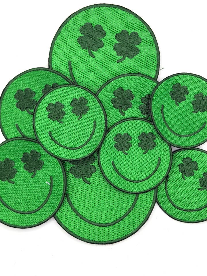 Kleeblatt-Lächeln Gesicht für den Großhandel von Fit Stitch Gear