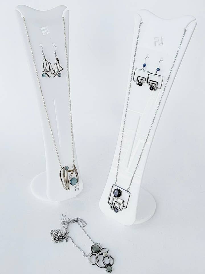 Conjunto de Expositores (DNY1) - 6x Conjuntos de Colares 19''+2'' & Expositores Grátis por atacado de Christophe Poly / Crono Design