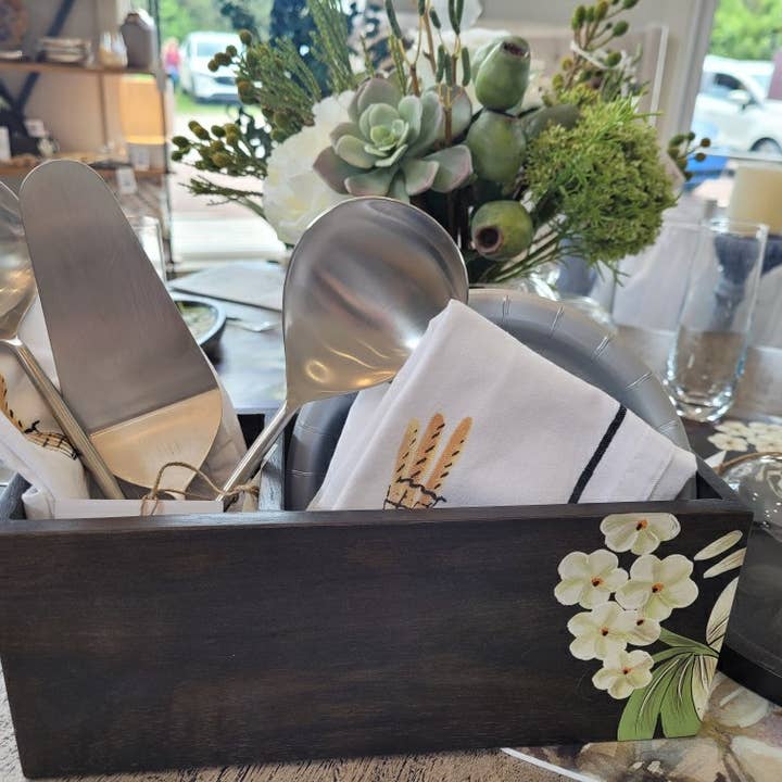 Indriya Home - Wholesale Platter - Frangipani Oval Mango Wood Platter – Handpainted5