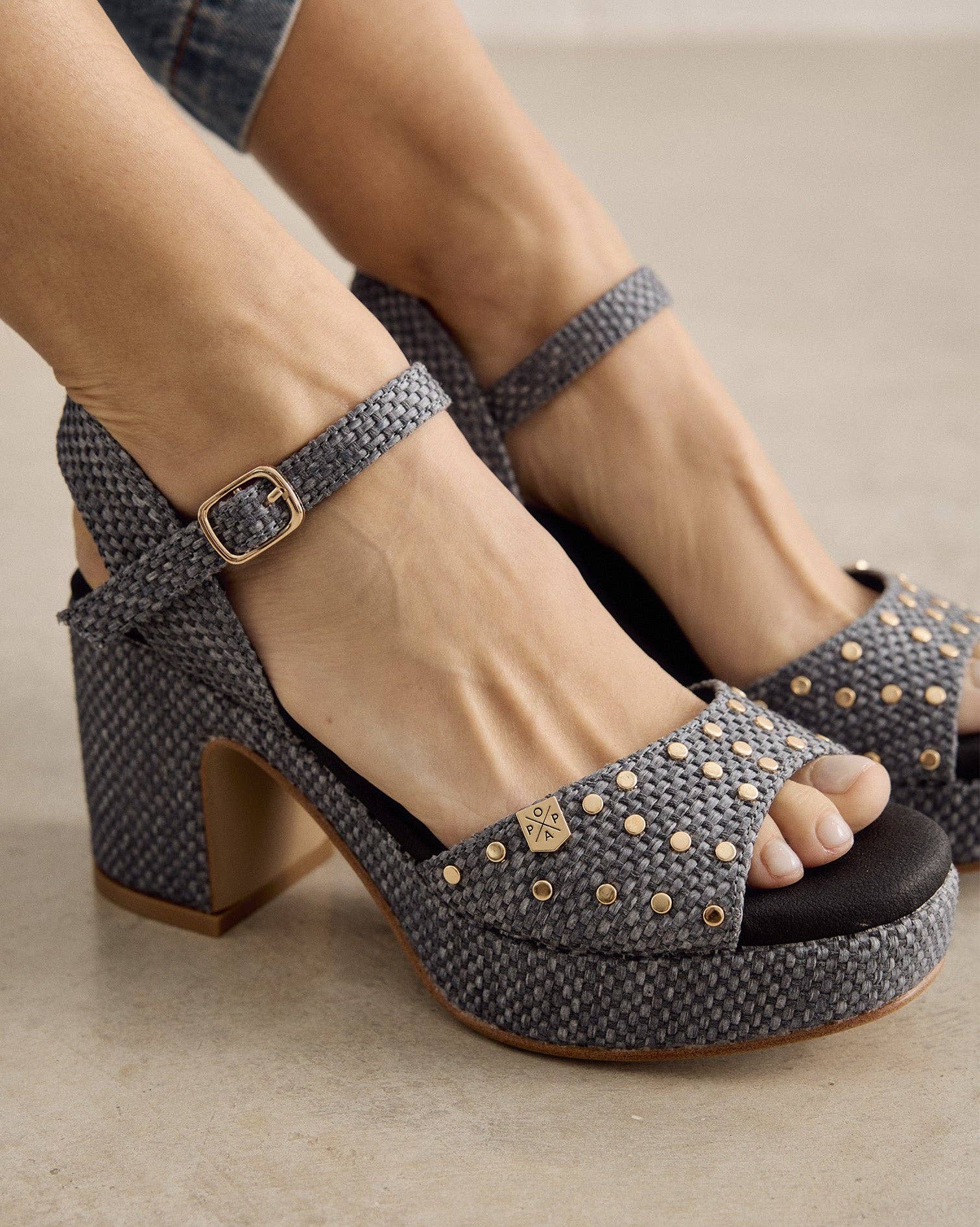 POPA - Wholesale Platform Heels - Women's - Daira Raffia Black Sandal4