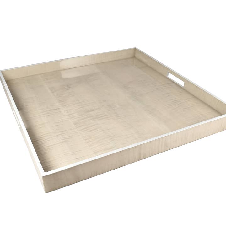 Plateau carré grand format - Sycomore avec bordure en argent pour la vente par Pacific Connections