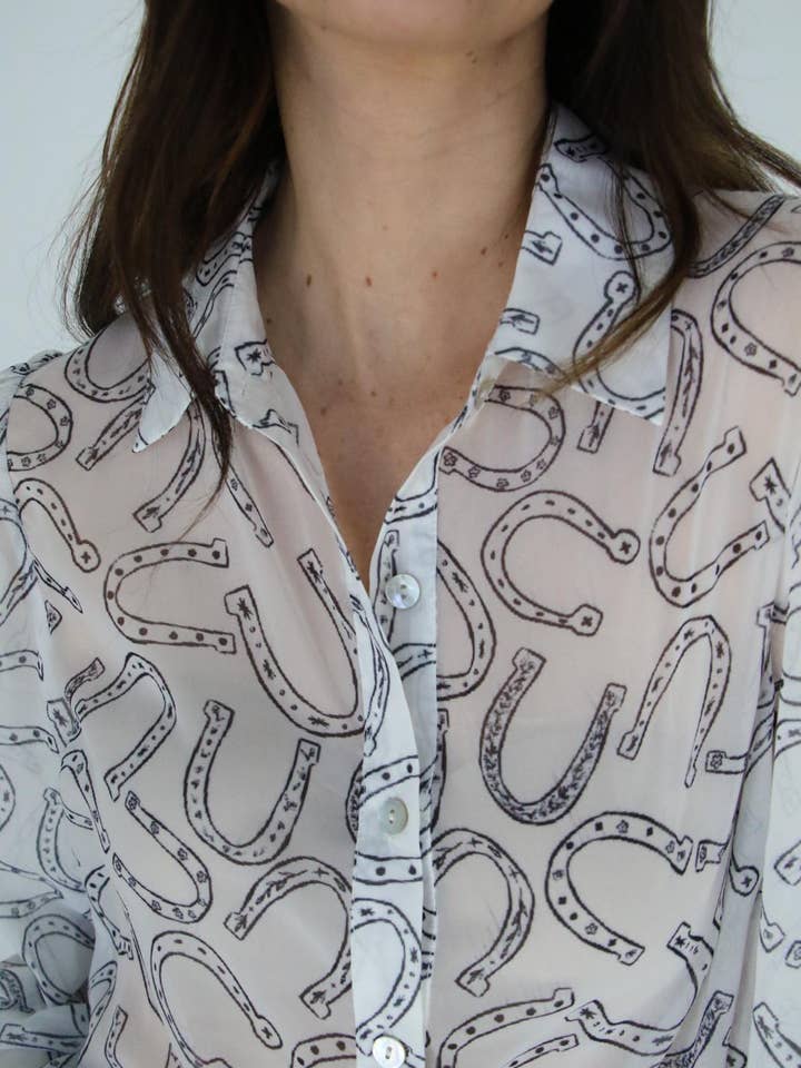 Turquoise Haven - Wholesale Button Down Shirt - Women's - TH11 HORSESHOE WHITE BLOUSE (7 Piece)