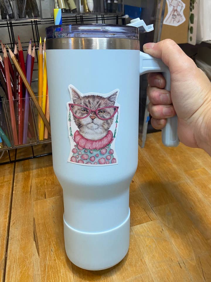 Autocollant Journal Chat Autocollant Ordinateur Portable, Chat avec Lunettes pour la vente par Melissa the Artist