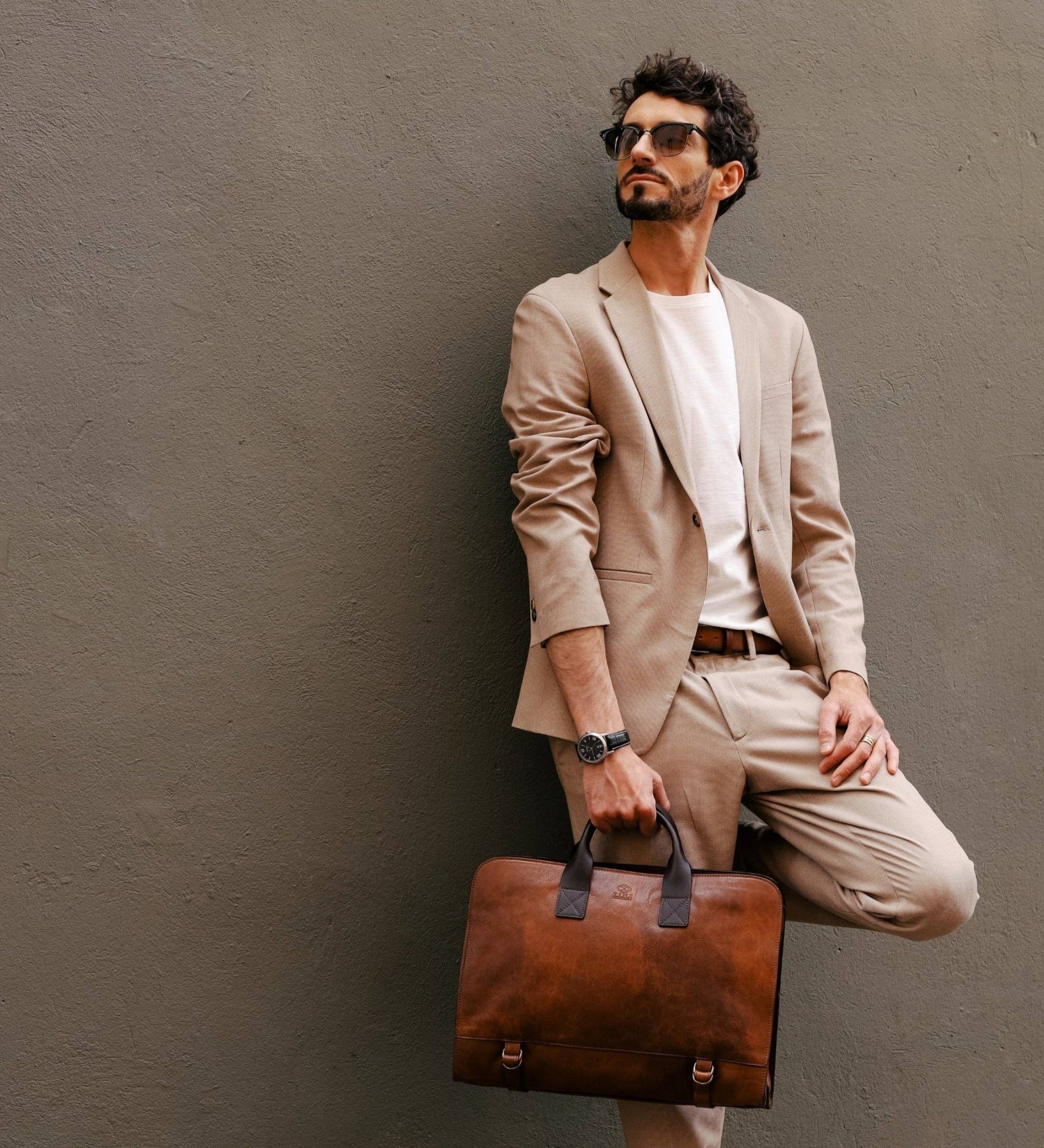 Time Resistance - Vente Porte-document – unisexe - Mallette en cuir - La Mer des Sargasses3