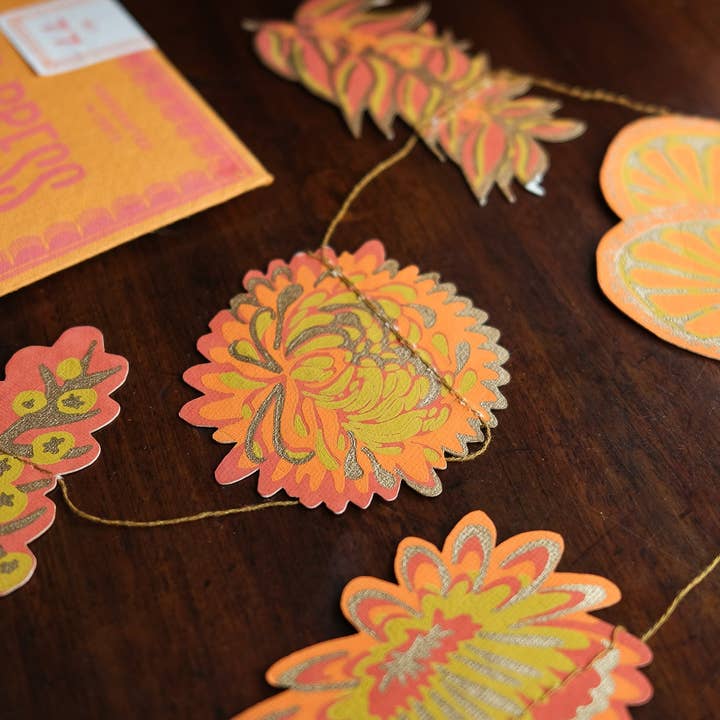 East End Press - Vendita all'ingrosso Bandierine/Ghirlande - Ghirlanda Cucita di Fiori d'Autunno7