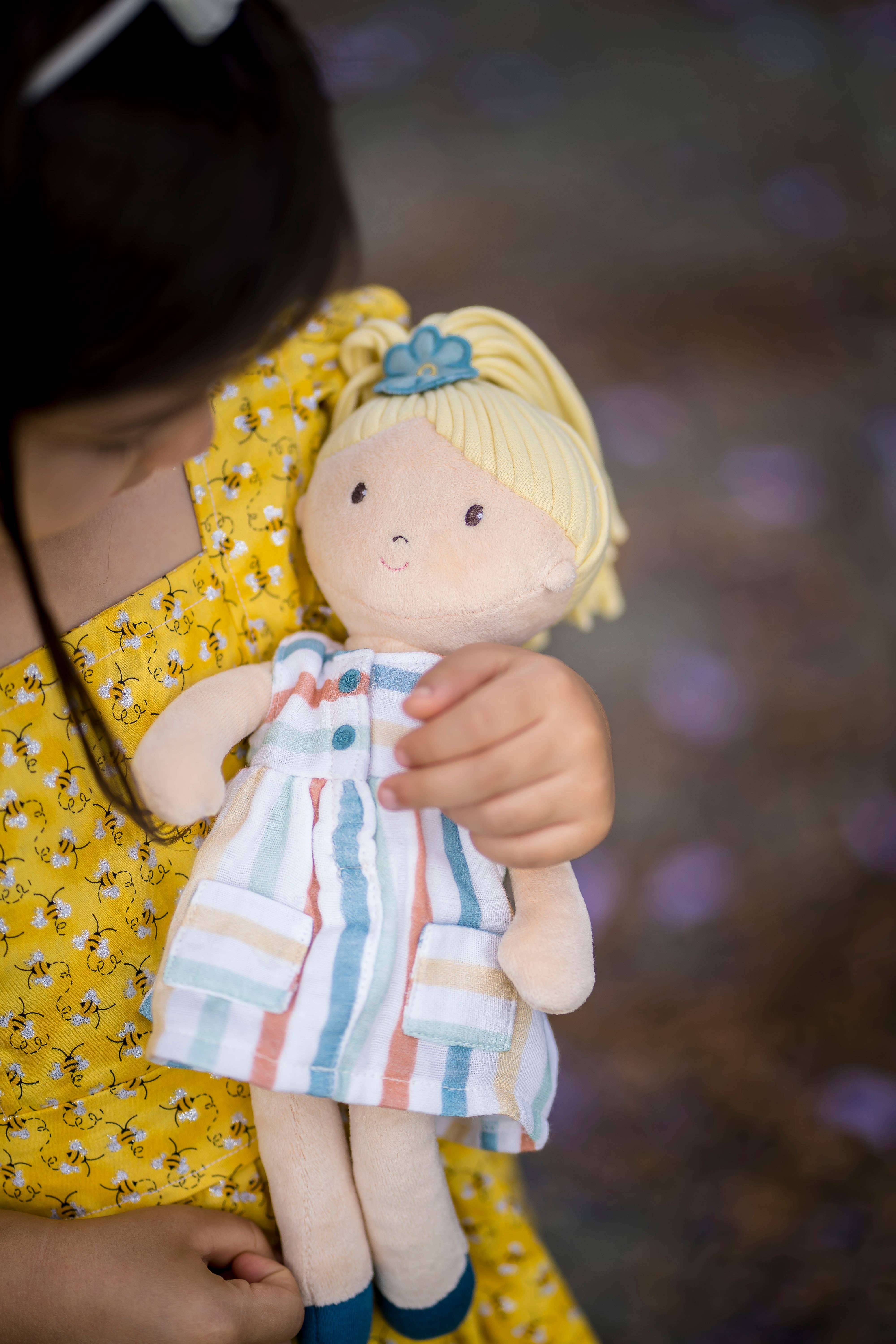 Tikiri Toys LLC - Wholesale Doll - Kids - Taylor Blonde Hair Doll6