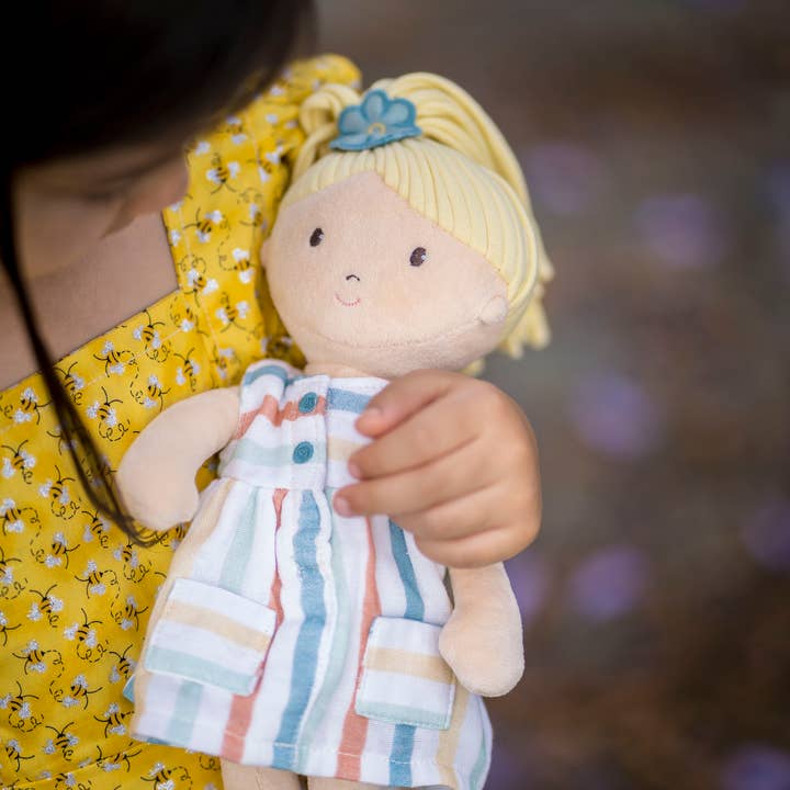 Tikiri Toys LLC - Wholesale Doll - Kids - Taylor Blonde Hair Doll6