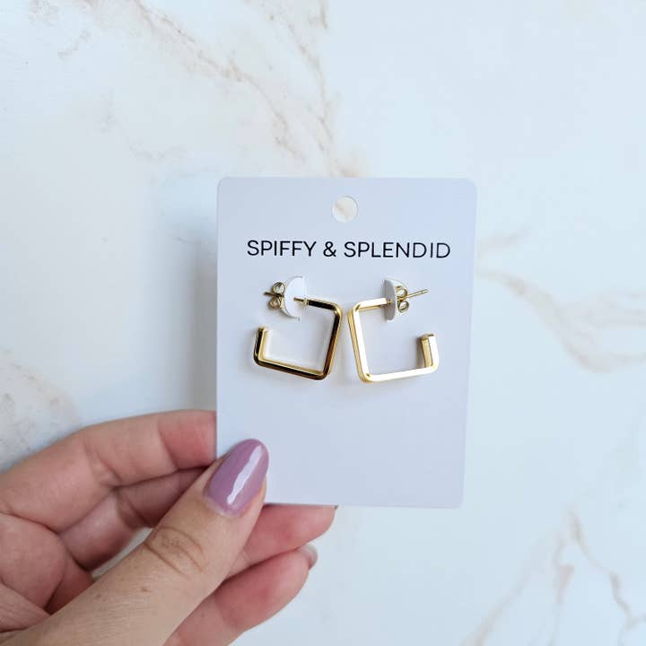 Spiffy & Splendid - Wholesale Hoop Earrings - Luxe Gold Kamora Hoops8