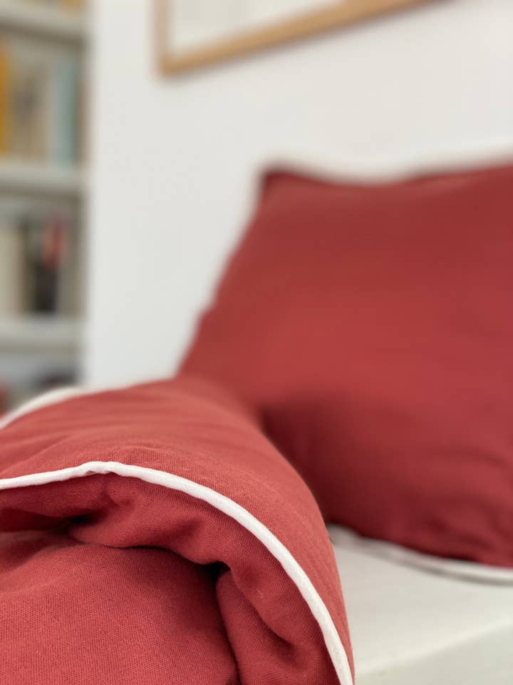 NINA Påslakanset med Bars//Terracotta/Ecru för wholesale av bihan