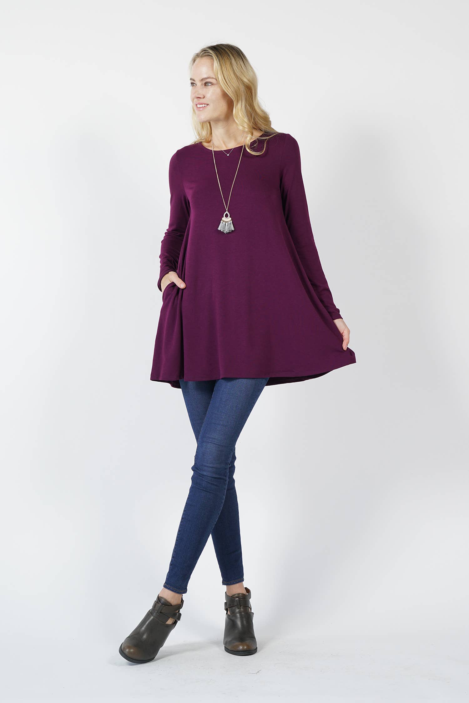 42POPS - Wholesale Tunic - Women's - ..1015 Boat Neck Flared Pockets Top SI-154683