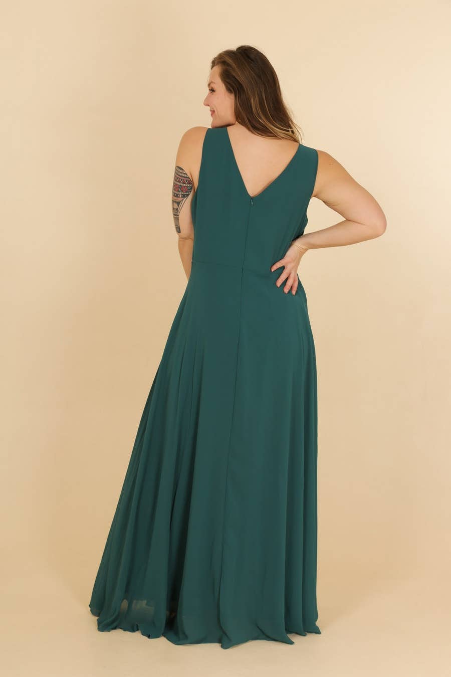 Lautinel – Vestido comprido - Mulher por atacado – Vestido Longo Plus Size com Decote V e Fenda R1868G3