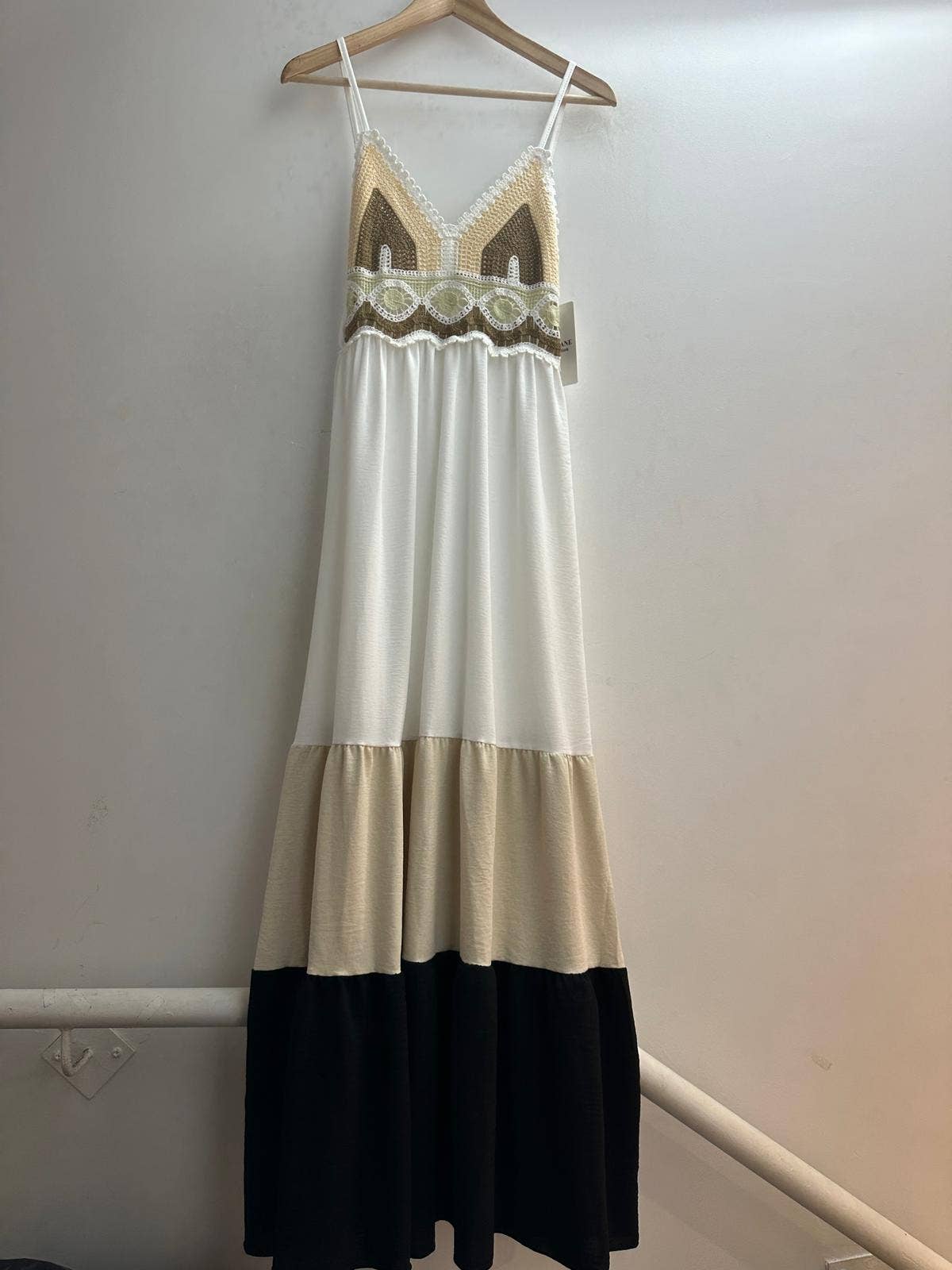 LORIANE - Venta al por mayor Vestido - Mujer - Vestido largo sin mangas bordado, talla única18