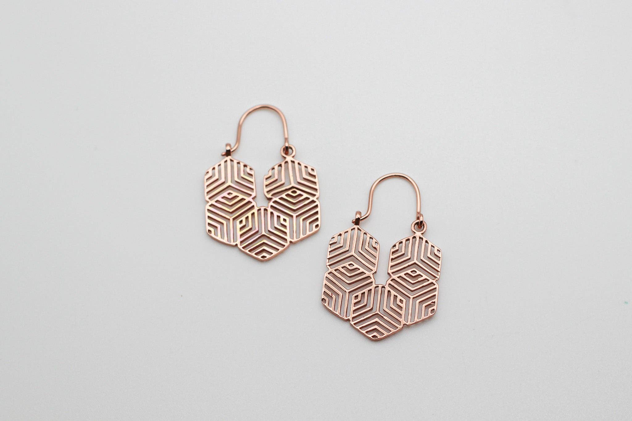 She.Rise - Wholesale Hoop Earrings - Linn Hoops1