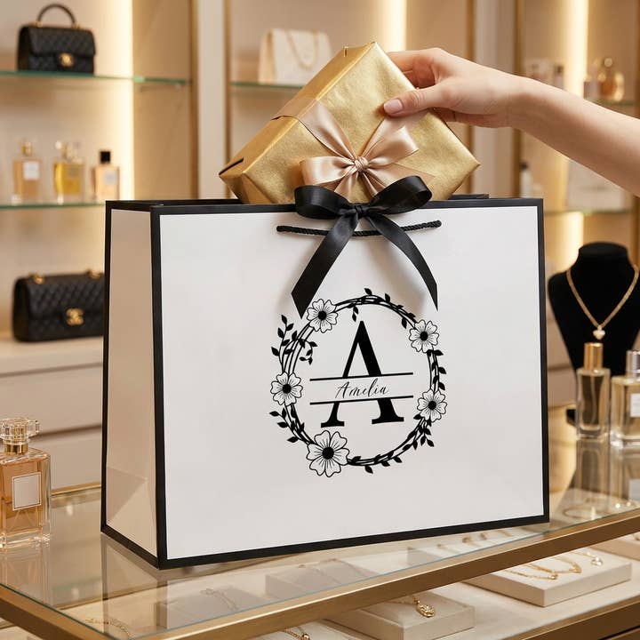 Sac Cadeau Personnalisé avec Nom & Initiale - Marque Boutique - Lot de 10 pour la vente par Wrapaholic Gifts & Packing Company