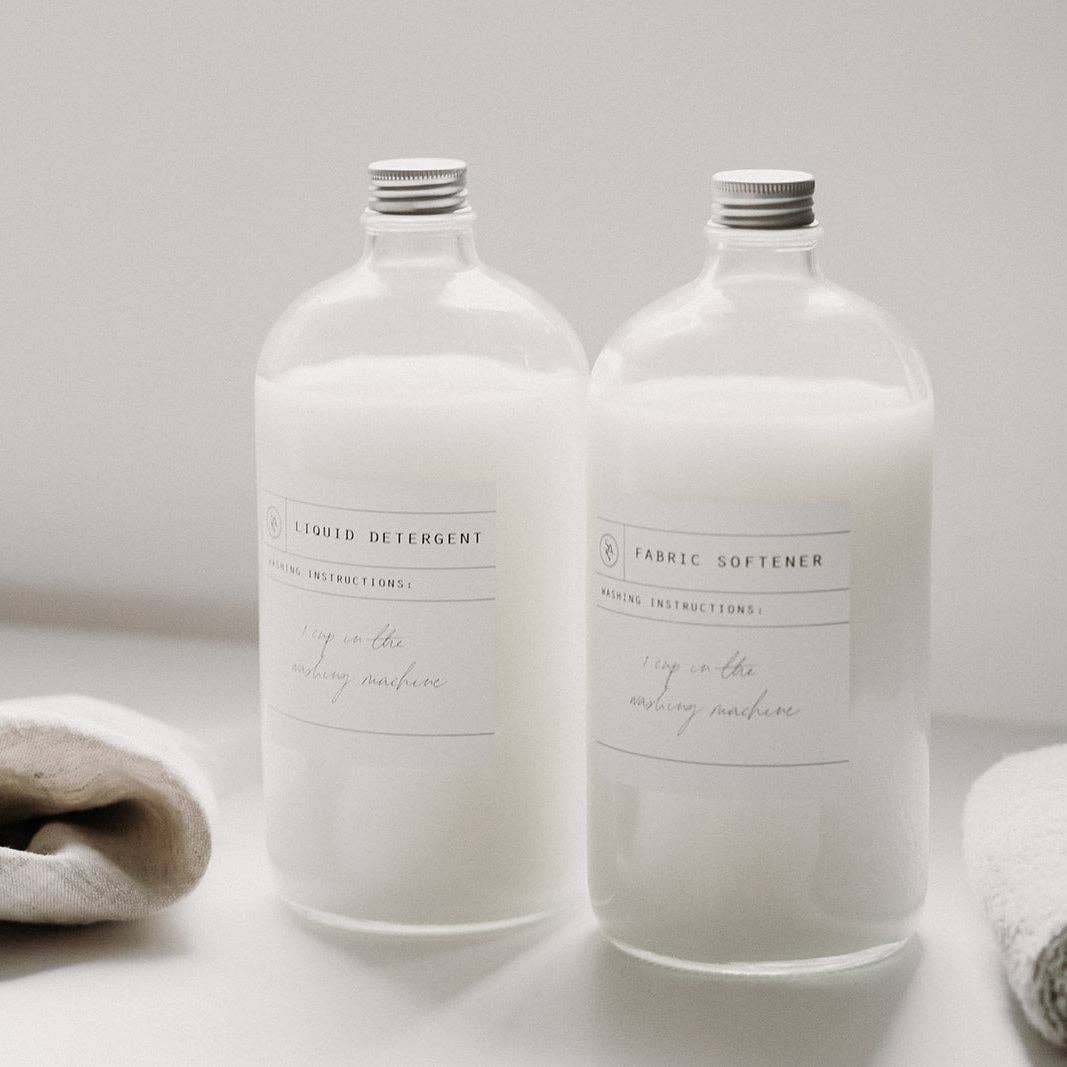 So At Nature – wholesale Laundry detergent powder/pods – 1L Glass Laundry Bottle With Silver Lid - Pesula2