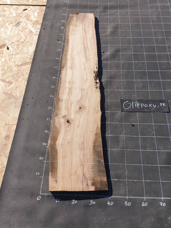 Tavola in legno d'ulivo N°154 per la vendita all'ingrosso da parte di oliepoxy