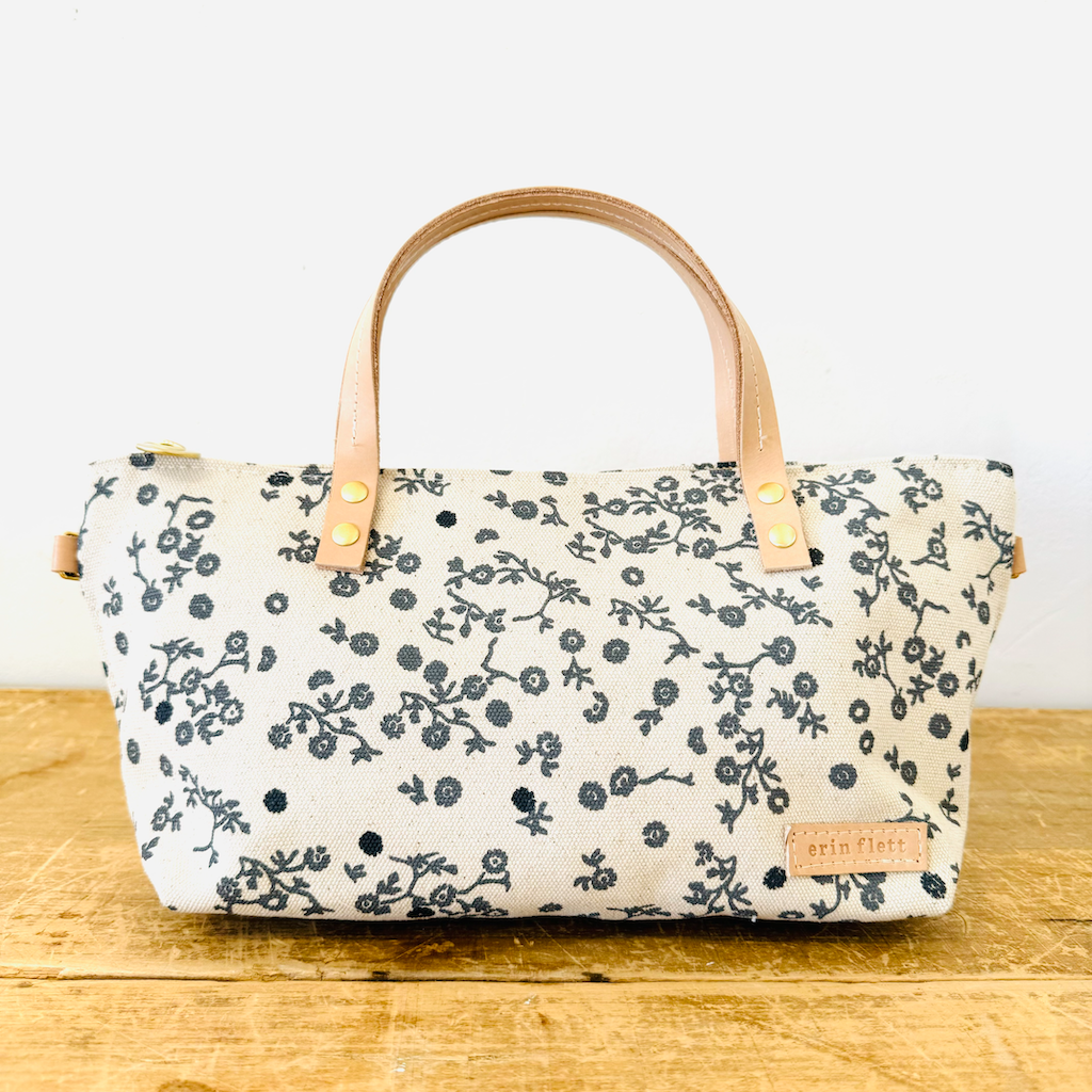 Erin Flett - Wholesale Satchel - Women's - New Satchel Bag in Neutral floral Aster Black0