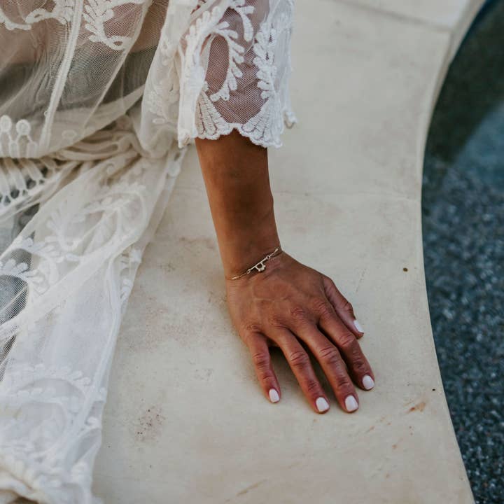 The Pause Bracelet for wholesale by Aurora Oro Jewelry