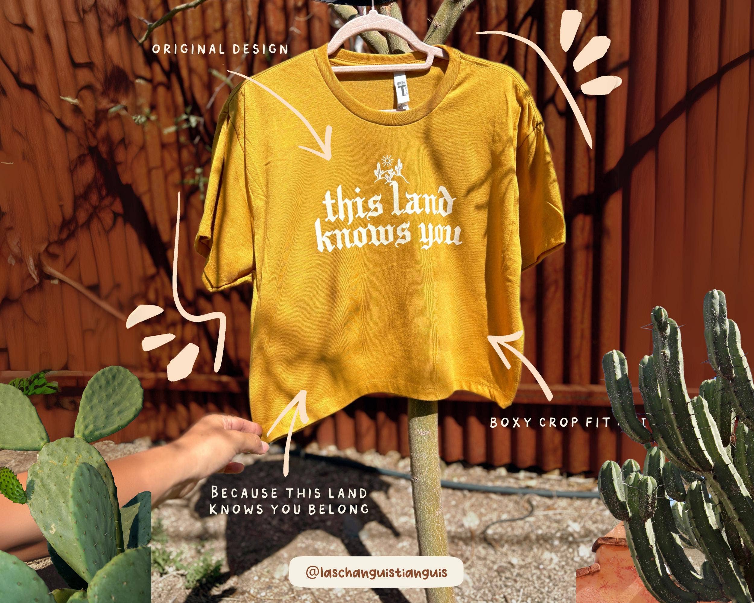 Las Changuis Tianguis – Engroshandel T-shirt med print - Dame – Desert Roots Boxy Crop Top – Latina Håndlavet T-Shirt2