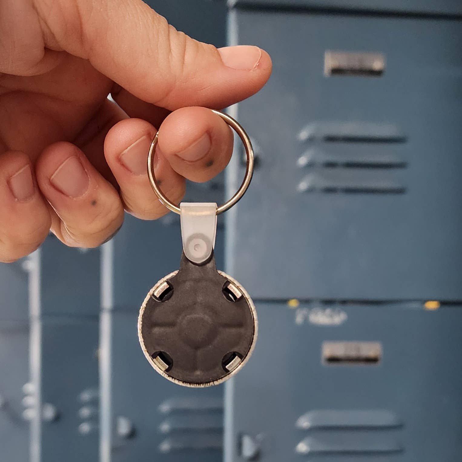 Hardworking Stoner - Vendita all'ingrosso Portachiavi - Unisex - MANGIARE. BERE. NEGOZIO. LOCAL - pulsante o portachiavi5