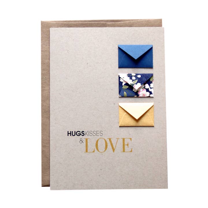 Hugs & Kisses - Biglietto con buste per la vendita all'ingrosso da parte di Lemon Drop Papers, Inc.